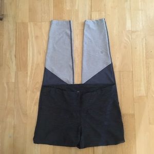 💜1/$16 or 2/$24💜#1 Multi-gray colored leggings.